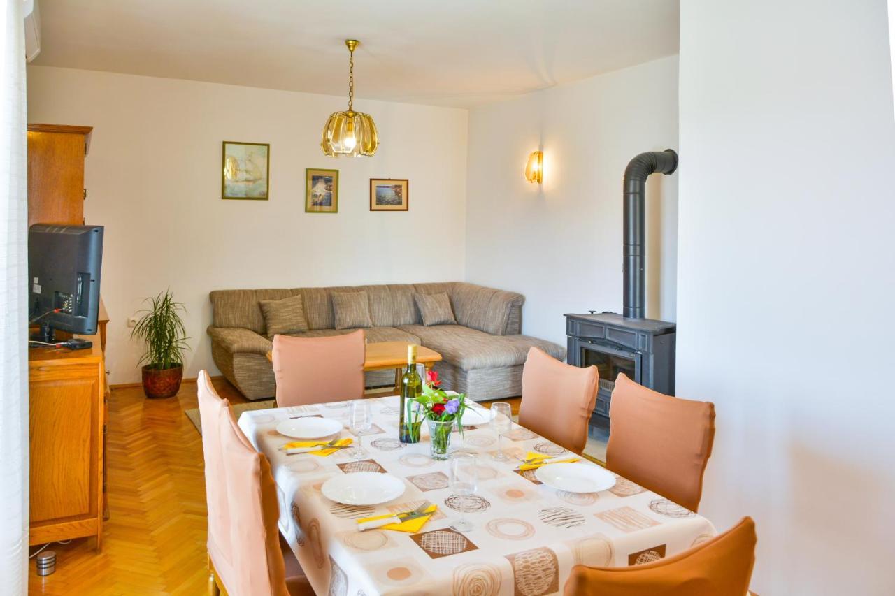 Apartman Gabrijela Senj  Εξωτερικό φωτογραφία